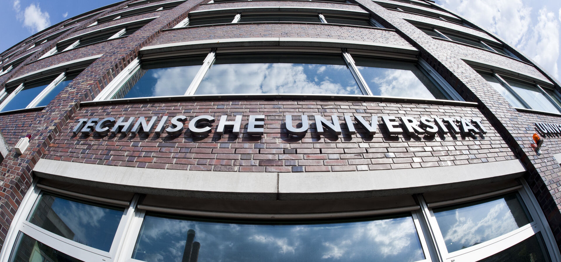 Lettering of the Technische Universität Berlin at the entrance of the university library