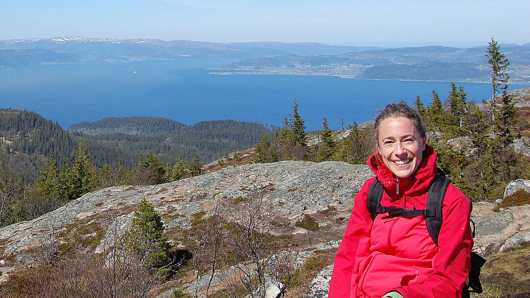 Nadja Wisniewski auf einem Berg in Norwegen