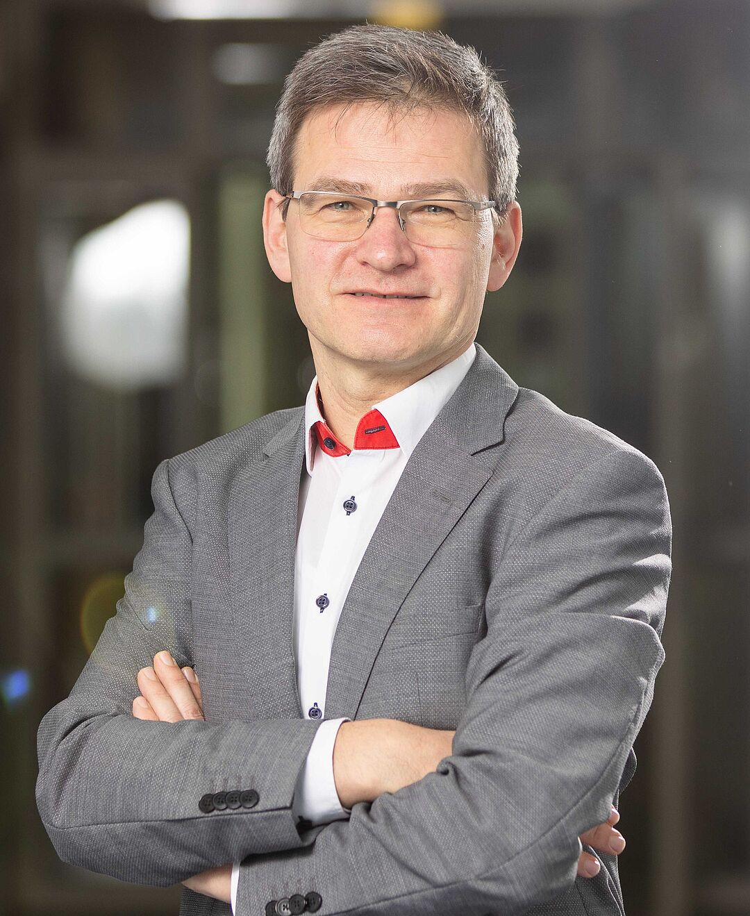 Portrait von Prof. Dr.-Ing. Stephan Völker