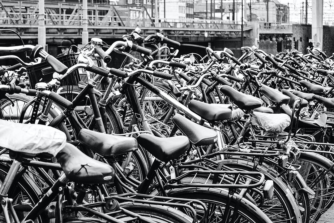 Geparkte Fahrräder