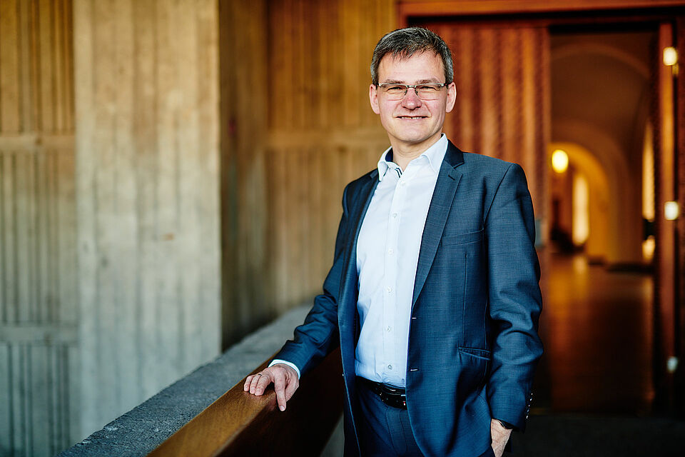 Prof. Dr.-Ing. habil. Stephan Völker, Vizepräsident für Forschung und Berufung